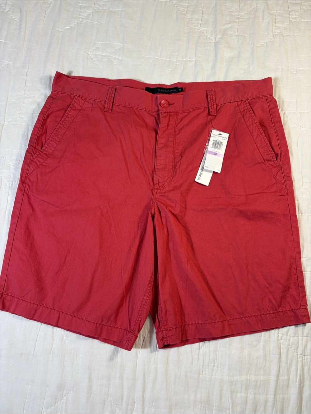 Calvin Klein Jeans Men's 100% Cotton Classic‎ Fit Chino Shorts - Berry 38W NWT